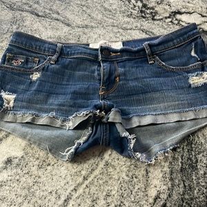 Woman’s Hollister Shorts